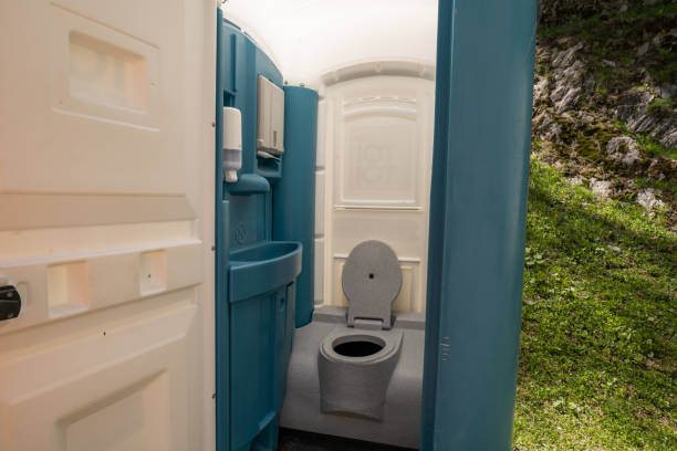 Best Porta potty delivery and setup  in Alba, NY